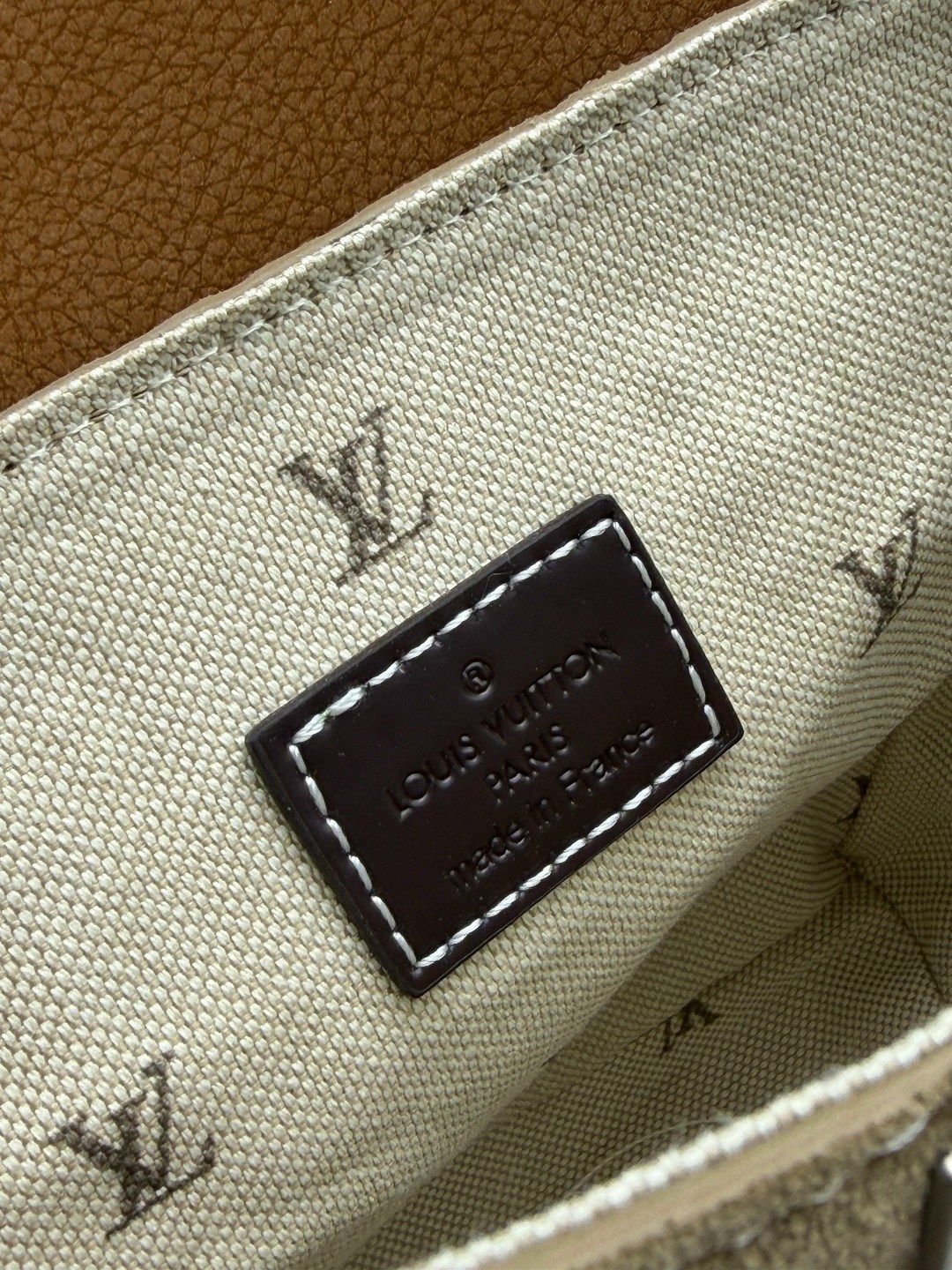 louis vuitton рюкзак,луи виттон рюкзак,сумка женская louis vuitton,женские рюкзаки,рюкзак луи виттон женский