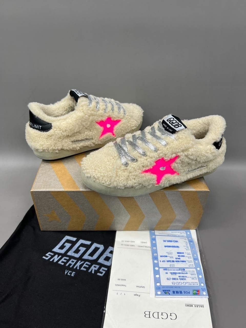 ,кеды с мехом,golden goose кроссовки,кеды golden goose,женские зимние кеды golden goose 2026-2026 бежевые с розовой звездой