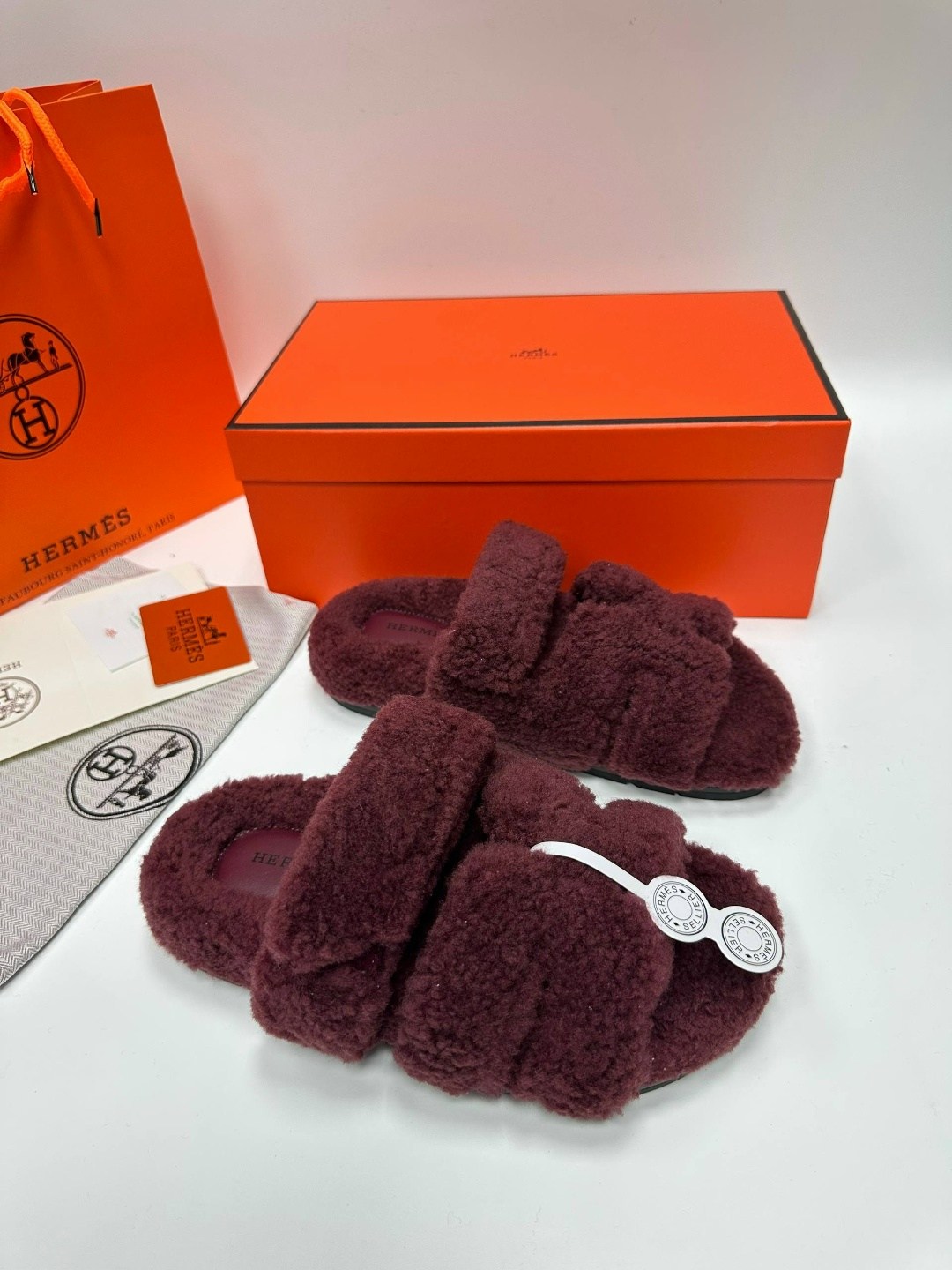 тапочки хермес меховые,тапочки hermes,меховые тапочки,тапки hermes женские,тапочки женские
