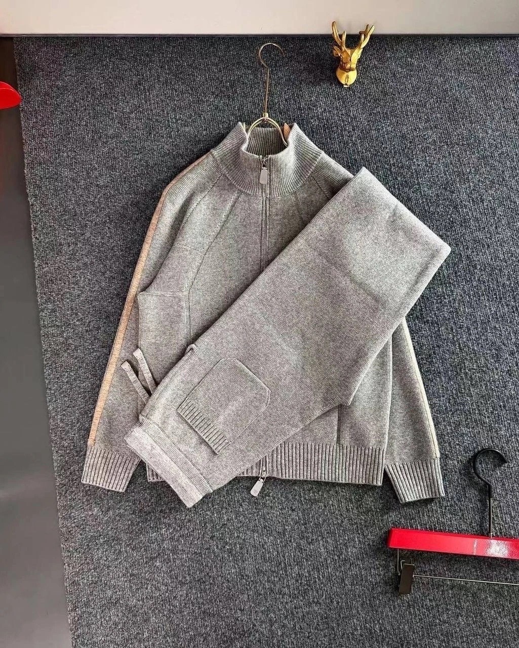 костюм loro piana,loro piana костюм спортивный,кашемировый костюм женский loro piana,кашемировый костюм loro piana,мужской костюм loro piana