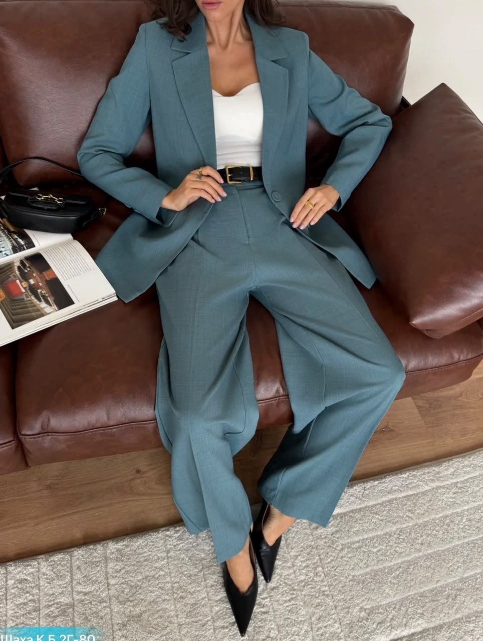 брючный костюм,брючный женский костюм,костюм двойка брючный классический с пиджаком kulberries,женский брючный костюм небесно-голубого цвета,костюм брючной деловой