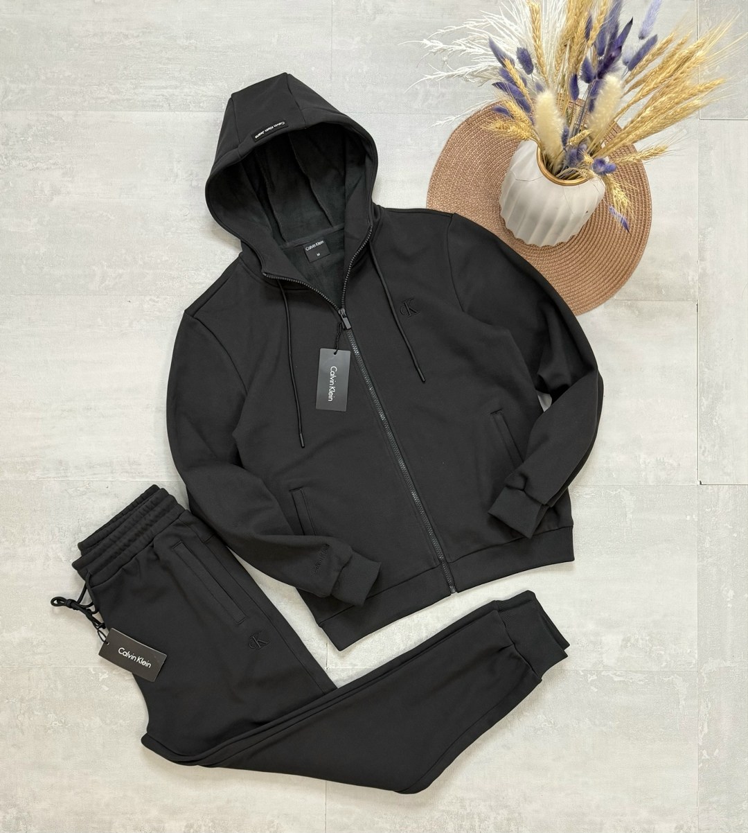 спортивный костюм brunello cucinelli,спортивные костюмы,спортивный костюм мужской,спортивный костюм armani,спортивные костюмы на флисе