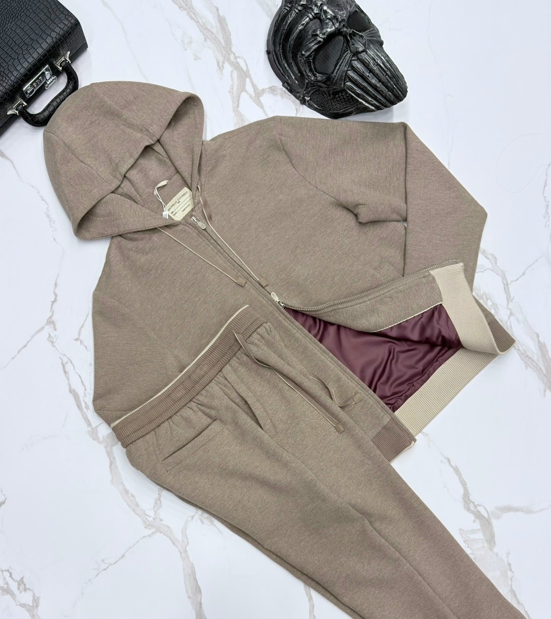 спортивный костюм brunello cucinelli,костюм спортивный,женский костюм,мужской спортивный костюм,костюм loro piana