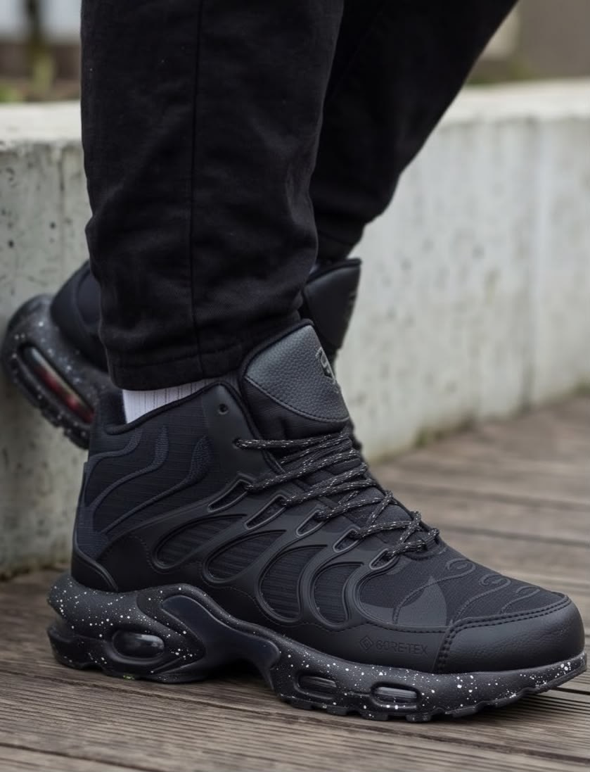 air max terrascape plus triple black,air max plus tn nike,кроссовки nike air max plus tn,кроссовки nike air max terrascape plus,кроссовки nike air max tn plus terrascape