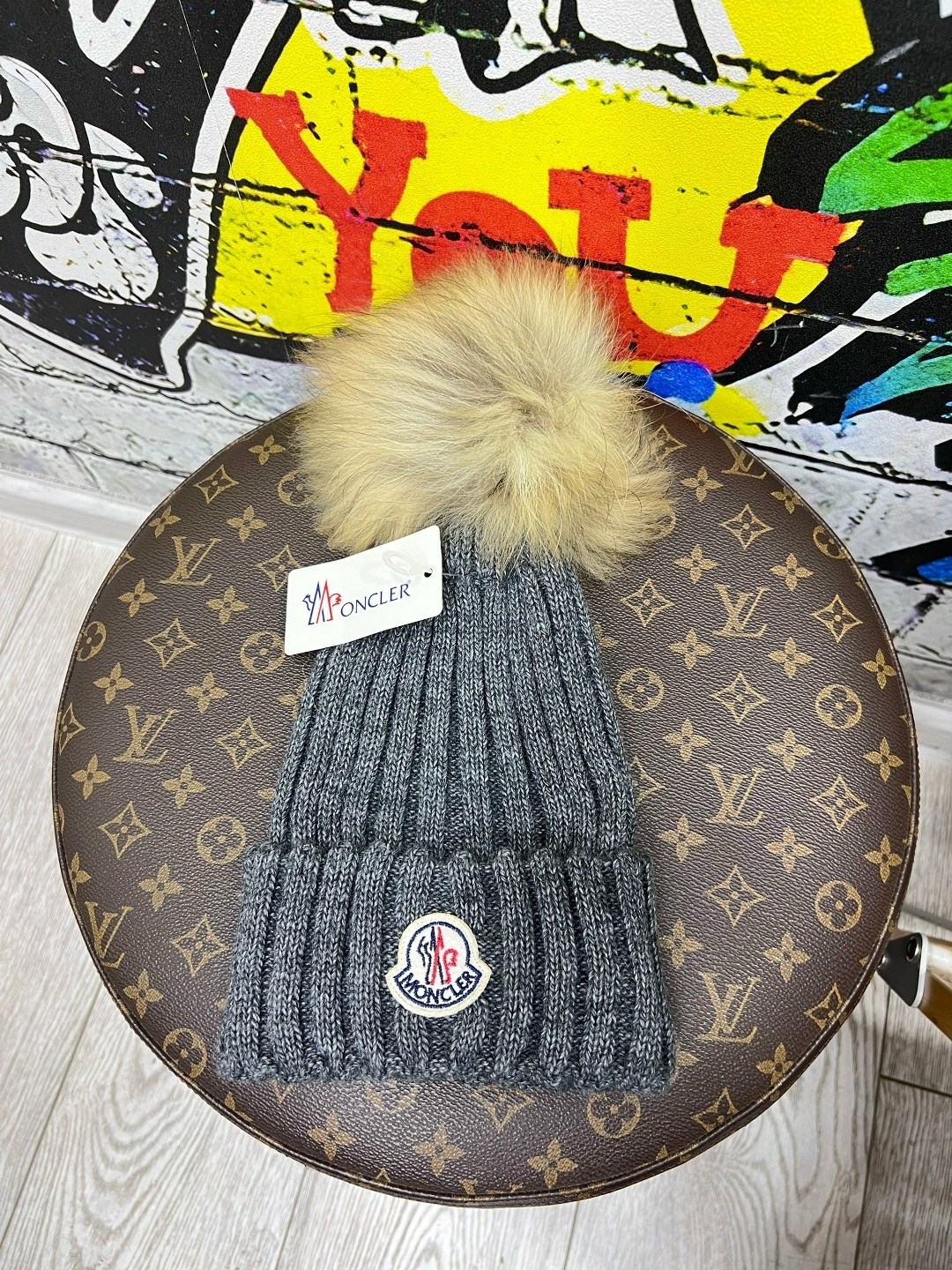 шапка moncler,шапка монклер,шляпа moncler,шапка монклер женская с помпоном,шапка монклер оригинал