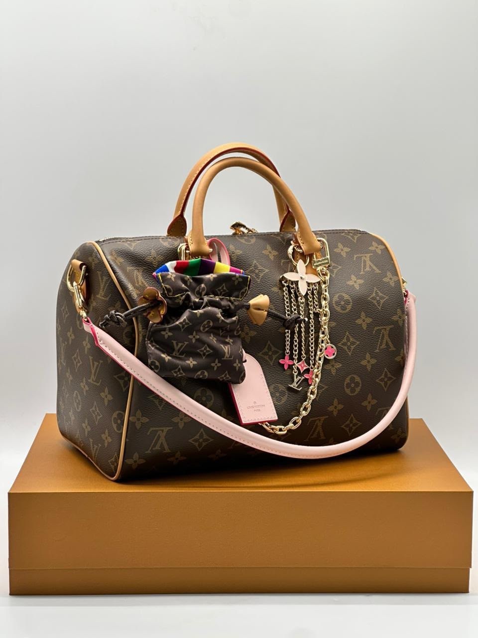 женская сумка louis vuitton,cумка louis vuitton,сумка луи виттон,louis vuitton speedy,сумка луивитон женская