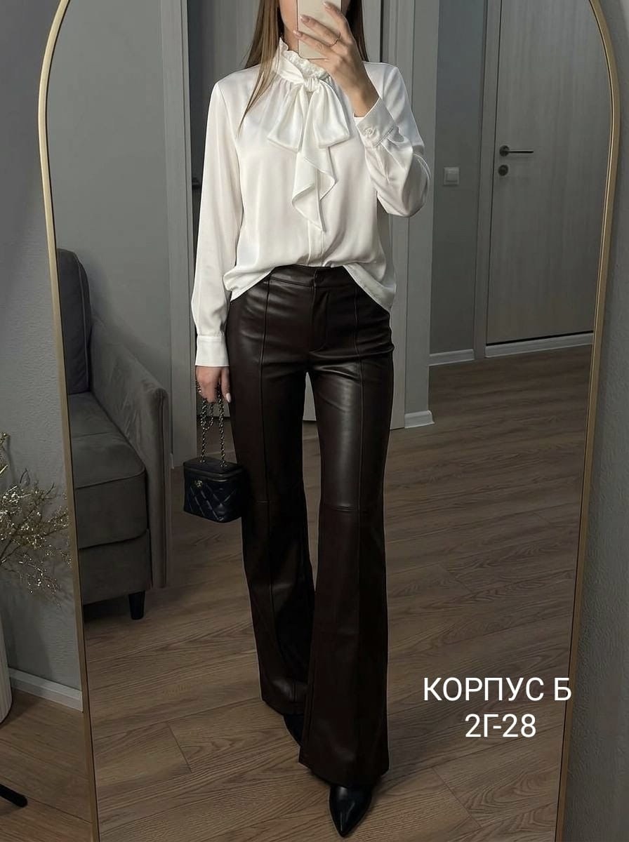 брюки с кожаными вставками,брюки из экокожи,кожаные штаны,брюки кожаные женские,кожаные брюки
