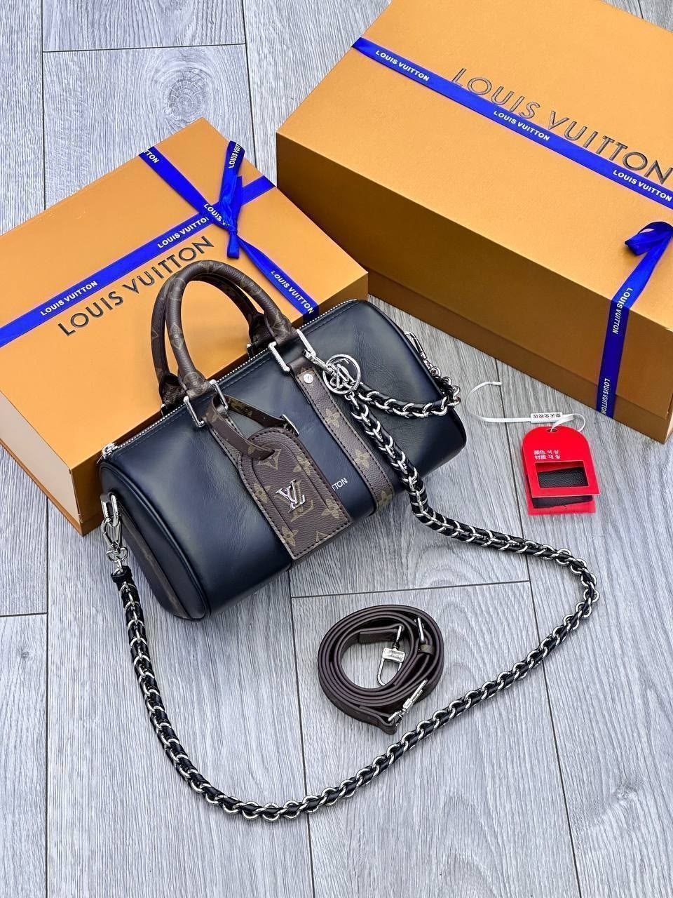 сумка женская louis vuitton,сумка louis vuitton,louis vuitton сумка на плечо кросс-боди,женская сумка из натуральной кожи от louis vuitton,классическая сумка speedy louis vuitton с монограммой