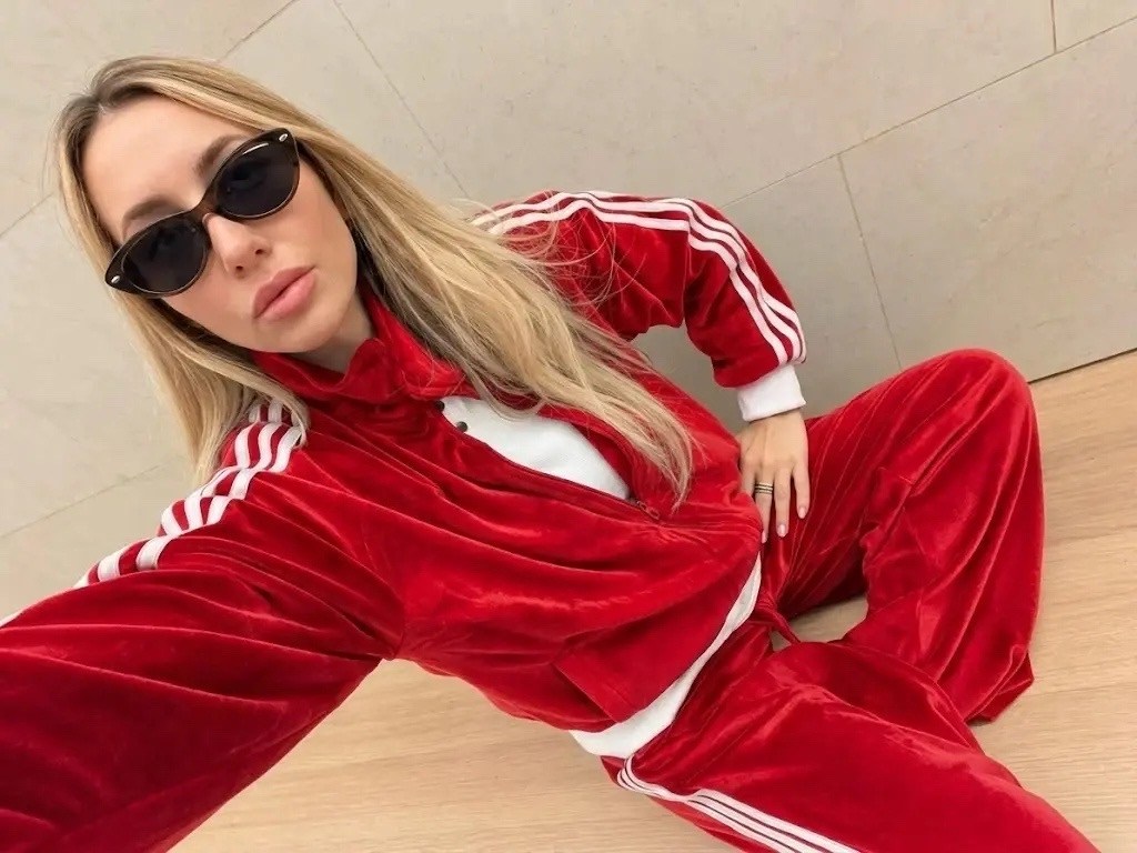 спортивные брюки firebird красного цвета adidas originals,спортивный костюм трикотажные штаны унисекс алый adidas originals,спортивные штаны adidas originals красный,красные спортивные брюки adidas or