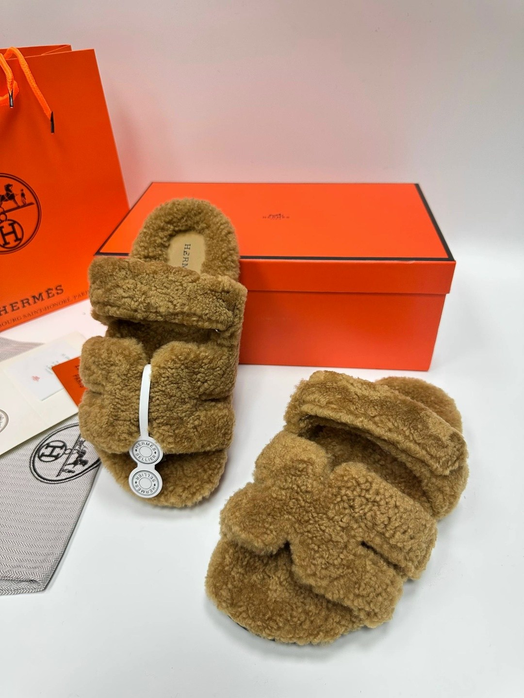 тапочки хермес меховые,тапочки hermes,меховые тапочки,тапки hermes женские,тапочки женские