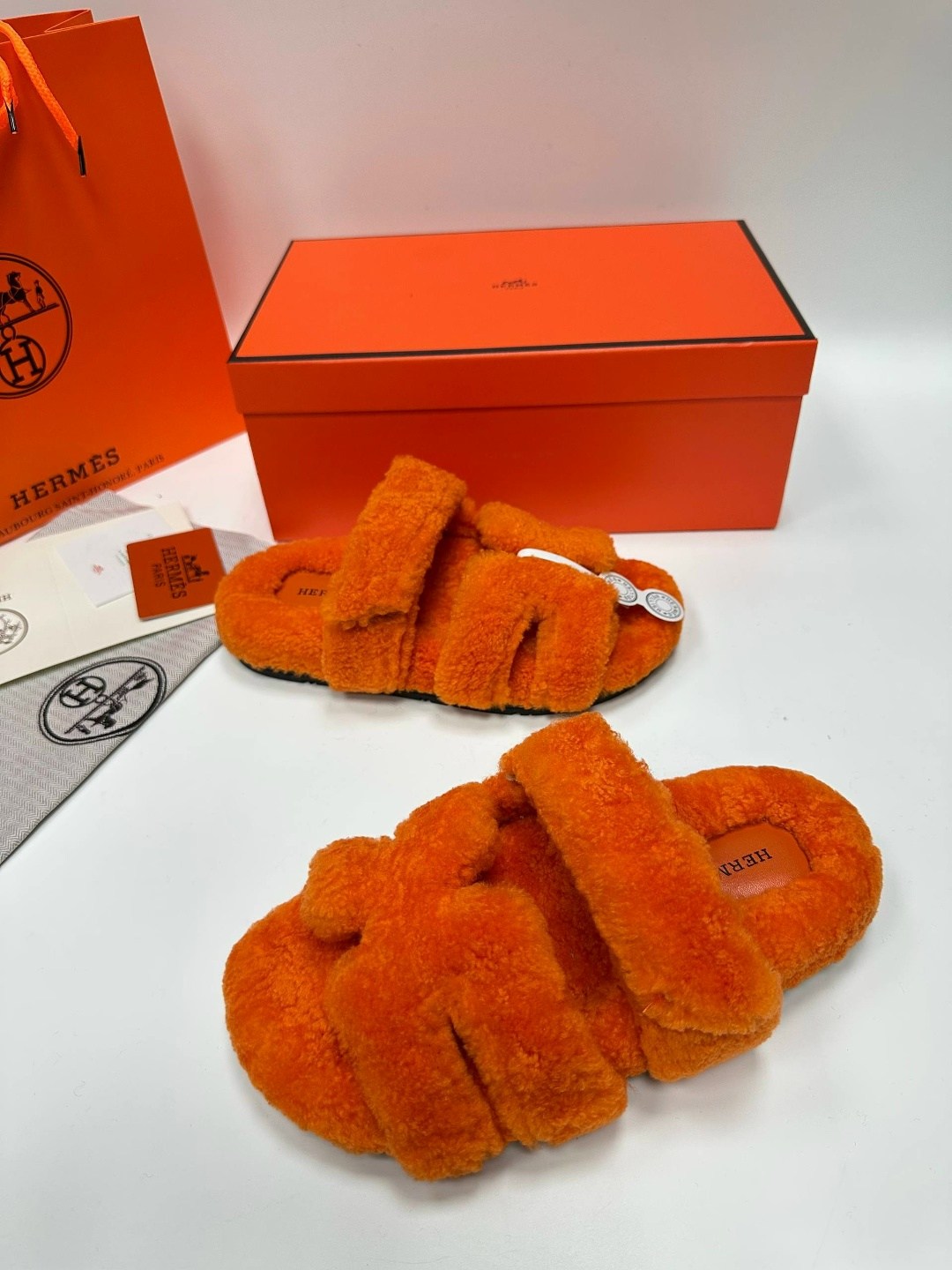 тапочки хермес меховые,тапочки hermes,меховые тапочки,тапки hermes женские,тапочки женские