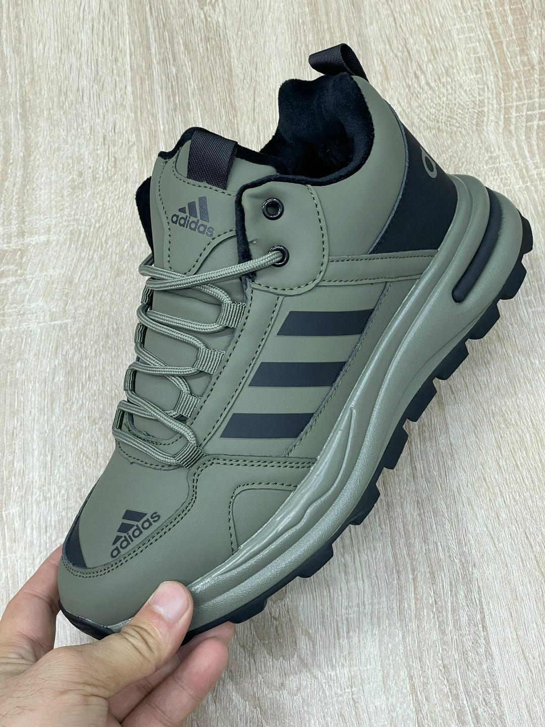 кроссовки мужские зимние adidas,зимние кроссовки adidas,кроссовки зимние адидас мужские new collection 2026,кроссовки мужские зимние,кроссовки зимние