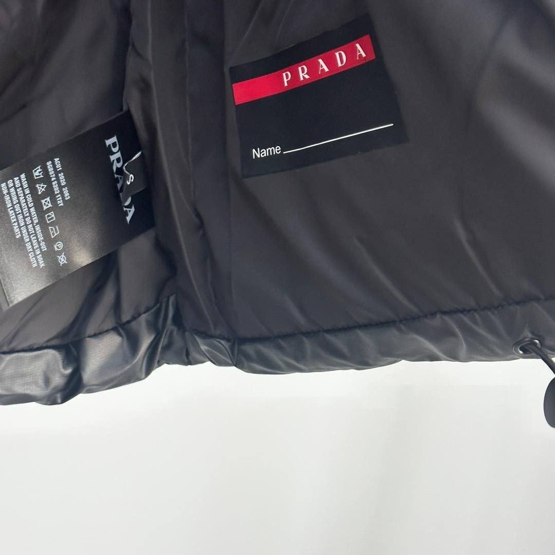 жилетка prada,прада жилетка,жилет prada,жилетка мужская prada,мужской жилет prada