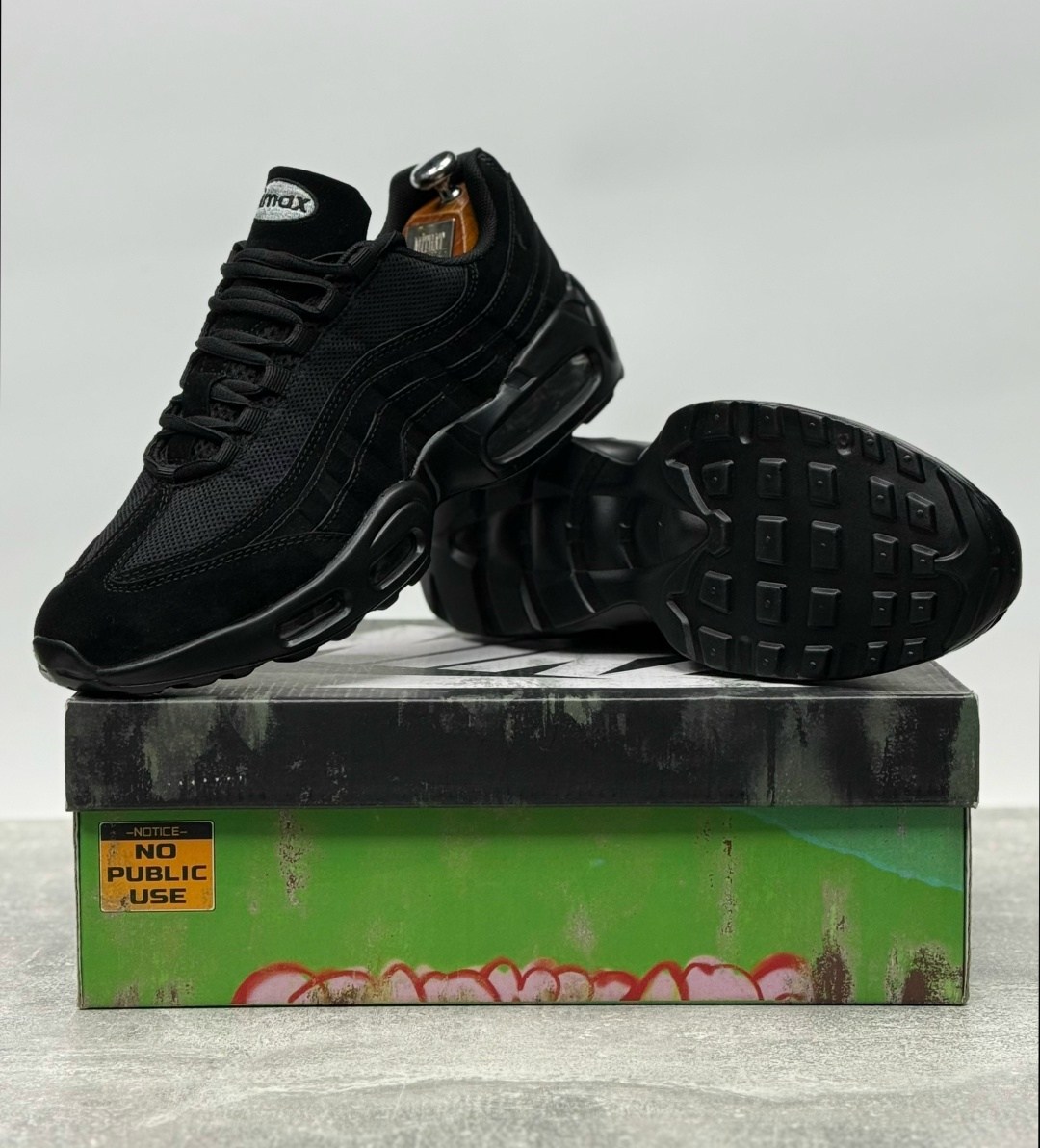 nike air max 95 essential,nike air max 95 triple black,nike air max 95 black,nike air max 95,кроссовки nike air max 95