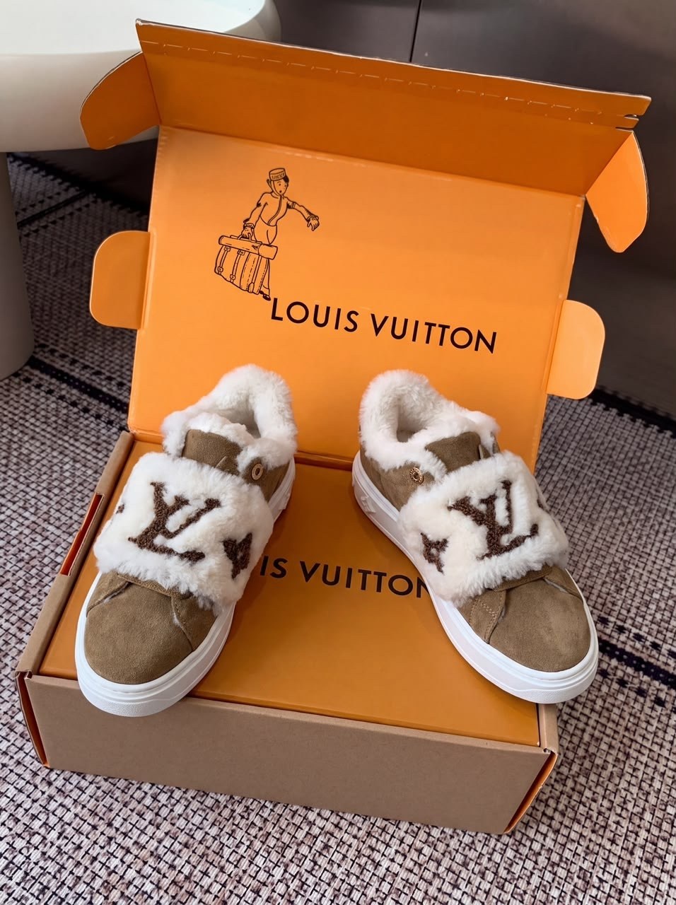 кроссовки женские louis vuitton,louis vuitton зимние кроссовки,кроссовки louis vuitton,кеды louis vuitton,кеды женские зимние louis vuitton lv 36-41