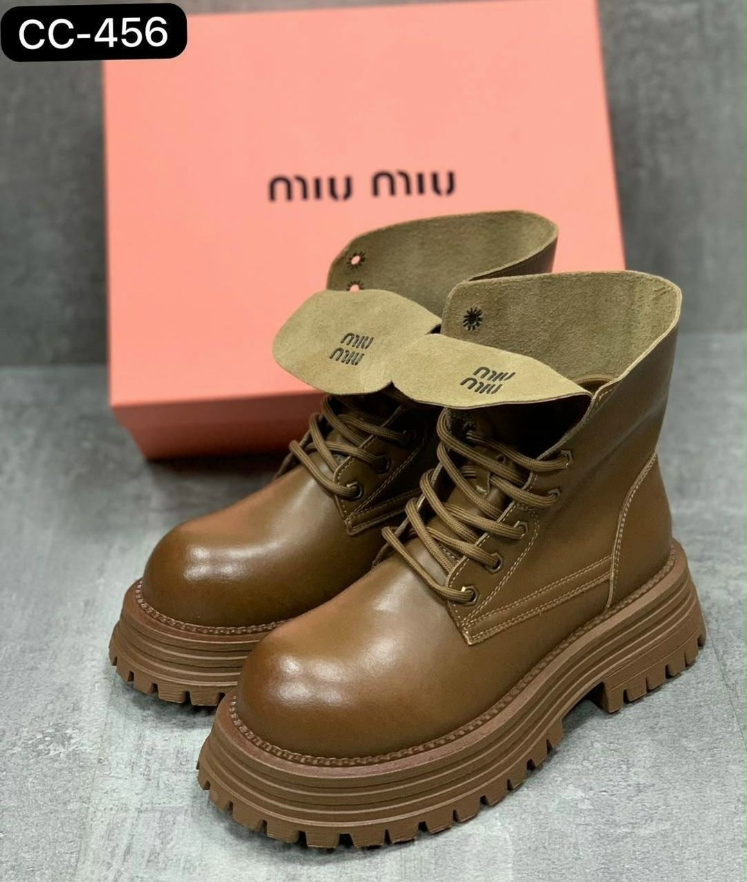 ботинки замшевые miu miu,ботинки miu miu,,ботинки женские зимние miu miu,ботинки miu