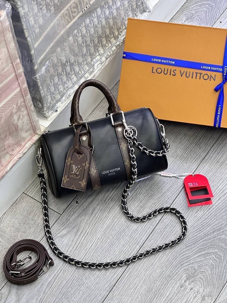 сумка женская louis vuitton,сумка louis vuitton,louis vuitton сумка на плечо кросс-боди,женская сумка из натуральной кожи от louis vuitton,классическая сумка speedy louis vuitton с монограммой
