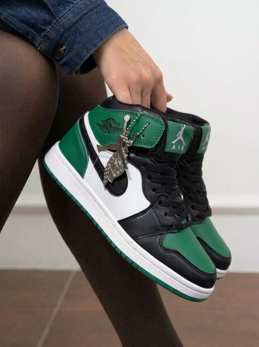 кроссовки nike air jordan 1 retro high,nike air jordan 1 retro high,nike air jordan 1 mid se pine green,nike air jordan 1 retro high og,кроссовки nike air jordan 1