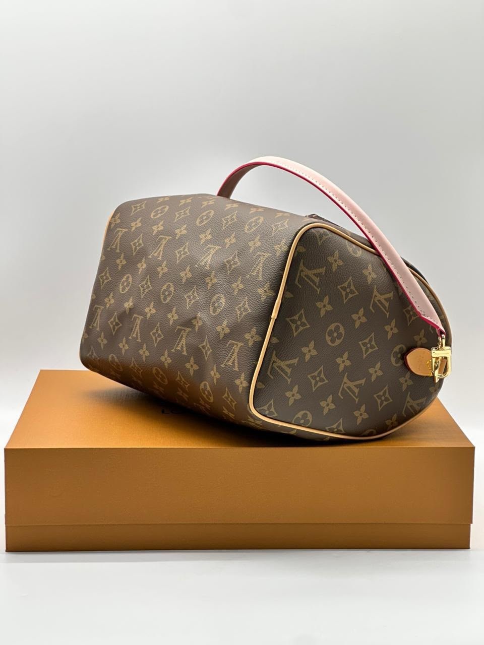 женская сумка louis vuitton,cумка louis vuitton,сумка луи виттон,louis vuitton speedy,сумка луивитон женская