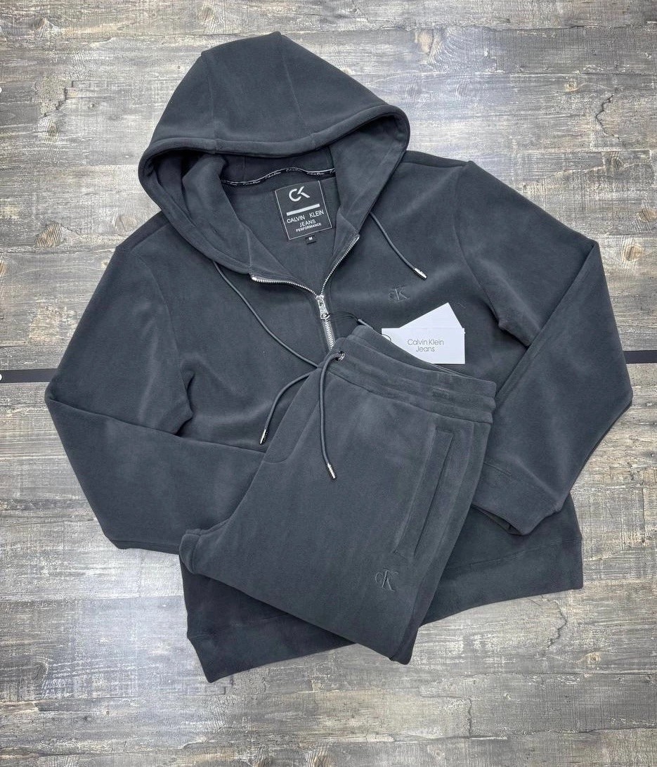 спортивный костюм brunello cucinelli,мужской спортивный костюм,спортивные костюм,спорт костюм,спортивный костюм с капюшоном