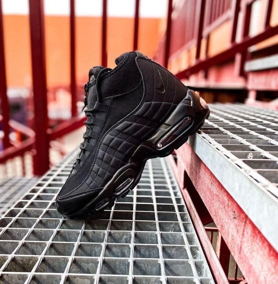 nike air max 95 sneakerboot,nike air max 95 sneakerboot black,кроссовки nike air max 95,nike air max 95 sneakerboot черные мужские,зимние кроссовки nike air max 95 sneakerboot