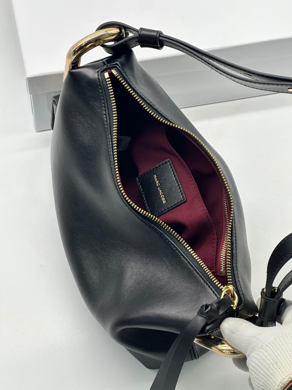 marc jacobs сумка женская,сумка marc jacobs,сумка-хобо через плечо marc jacobs,сумка marc jacobs 25-16 см натуральная замша,женские сумки