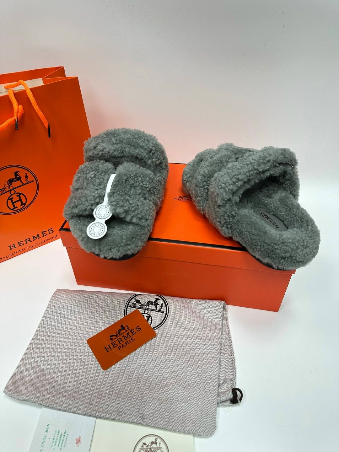 тапочки hermes,тапочки хермес женские,меховые тапочки,тапочки женские,шлепки с мехом