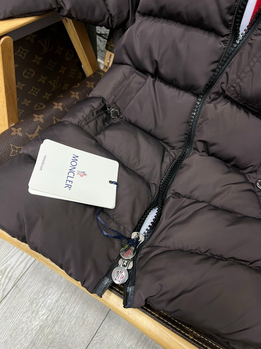 пуховик moncler,куртка монклер детская зимняя,пуховик burberry,монклер пуховики детские,зимние куртки
