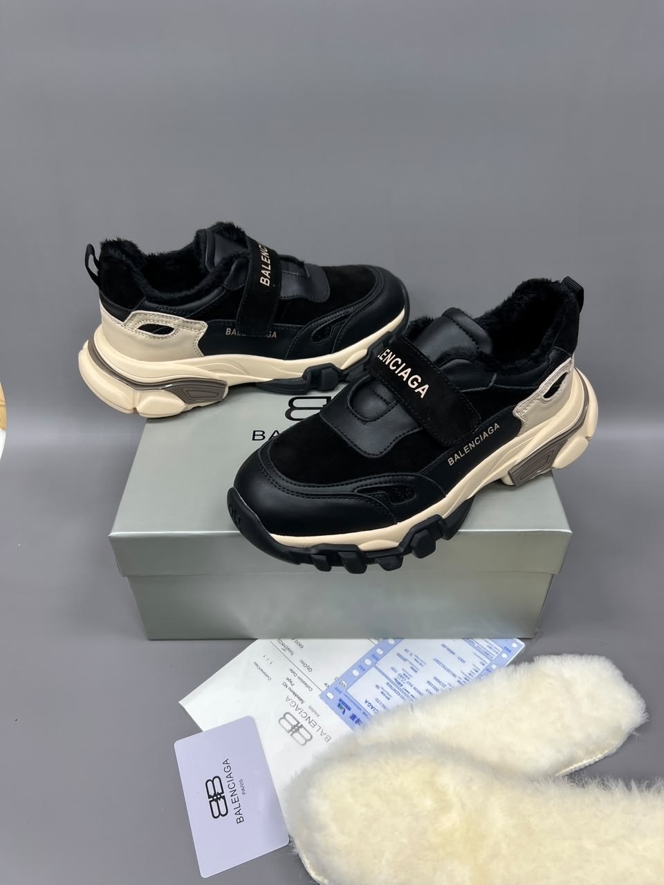 ,кроссовки balenciaga,кроссовки женские balenciaga,женские кроссовки,зимние стильные кроссовки в стиле balenciaga