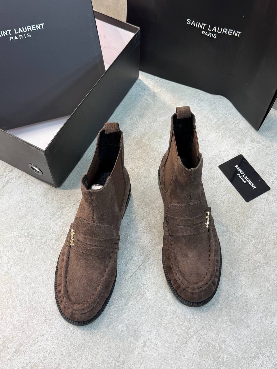 ,замшевые ботинки,ботинки saint laurent,ботинки модные,замшевые лоферы