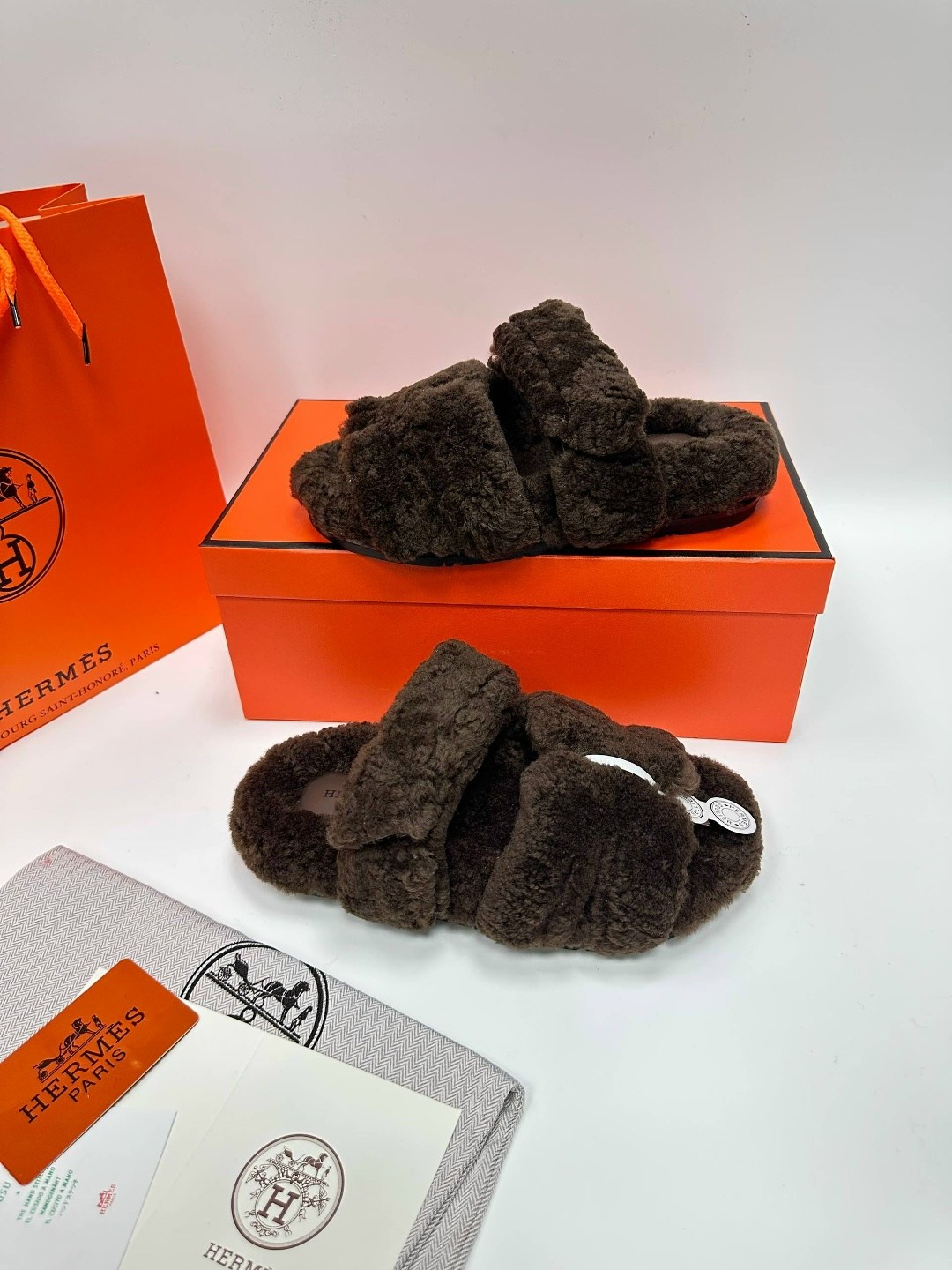 тапочки hermes,тапочки хермес женские,меховые тапочки,тапочки женские,шлепки с мехом