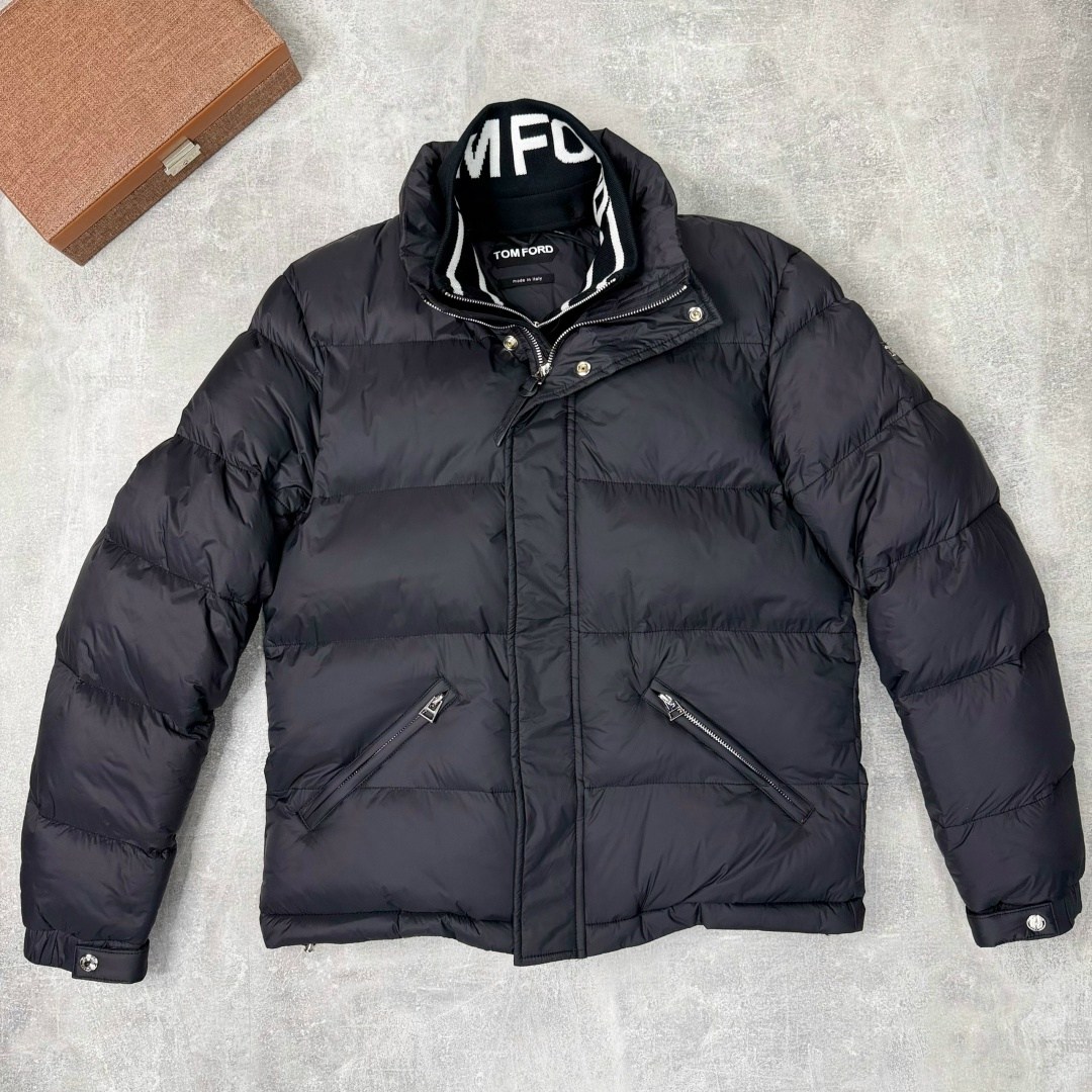 пуховик мужской tom ford,стильные пуховики,куртка tom ford prestige wear,куртка зимняя tom ford мужская коричневая,стильная мужская куртка