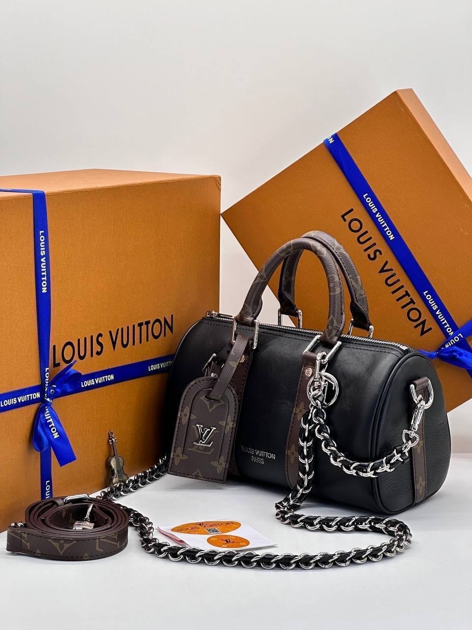 сумка женская louis vuitton,сумка louis vuitton,louis vuitton сумка на плечо кросс-боди,женская сумка из натуральной кожи от louis vuitton,классическая сумка speedy louis vuitton с монограммой