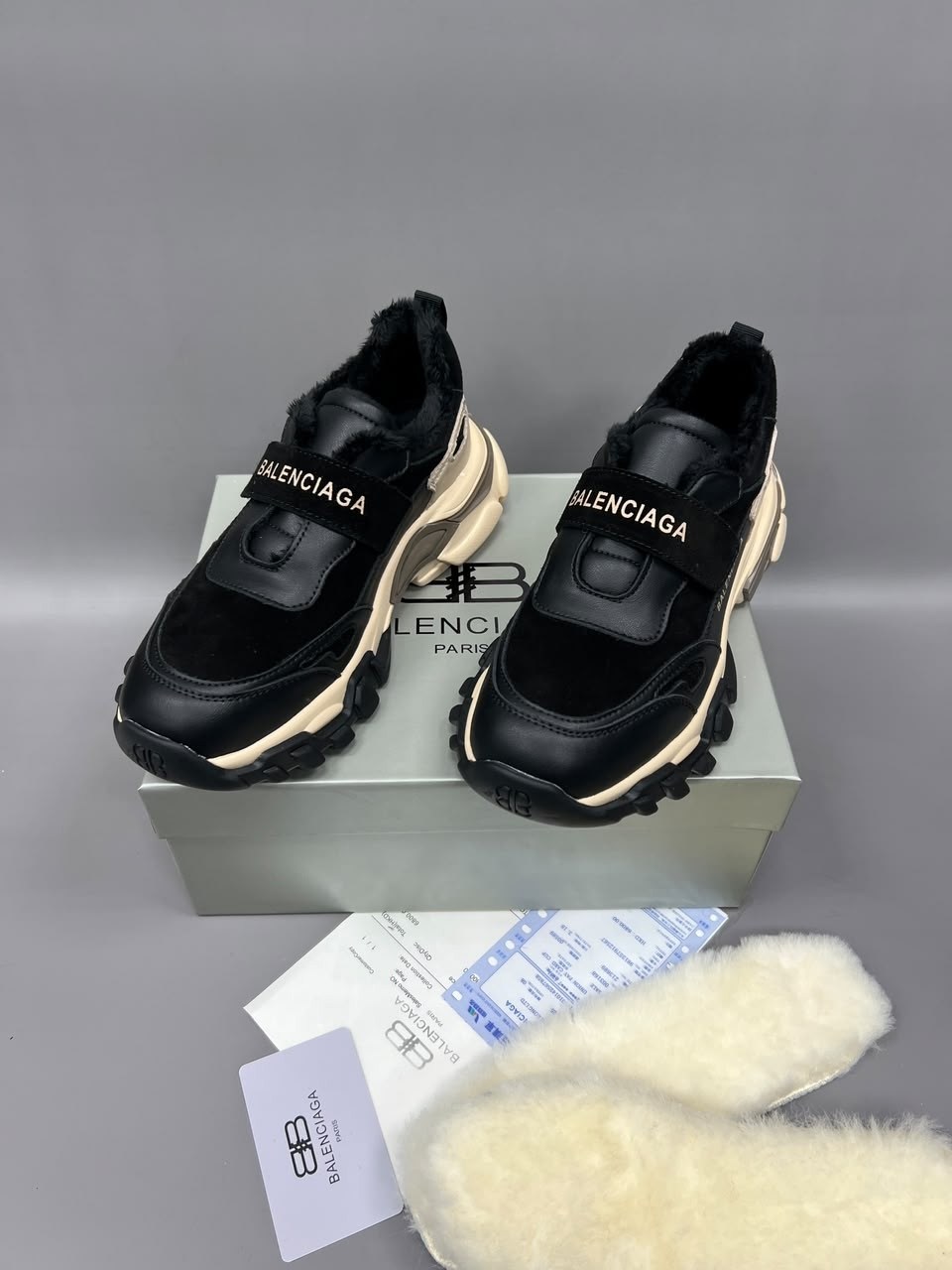 ,кроссовки balenciaga,кроссовки женские balenciaga,женские кроссовки,зимние стильные кроссовки в стиле balenciaga