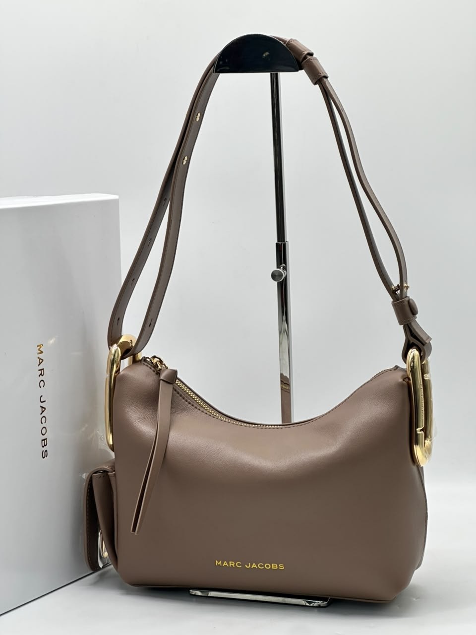 сумка marc jacobs,сумка-хобо через плечо marc jacobs (24х17х8 см),сумка-хобо через плечо marc jacobs,сумка женская marc jacobs,marc jacobs сумки через плечо