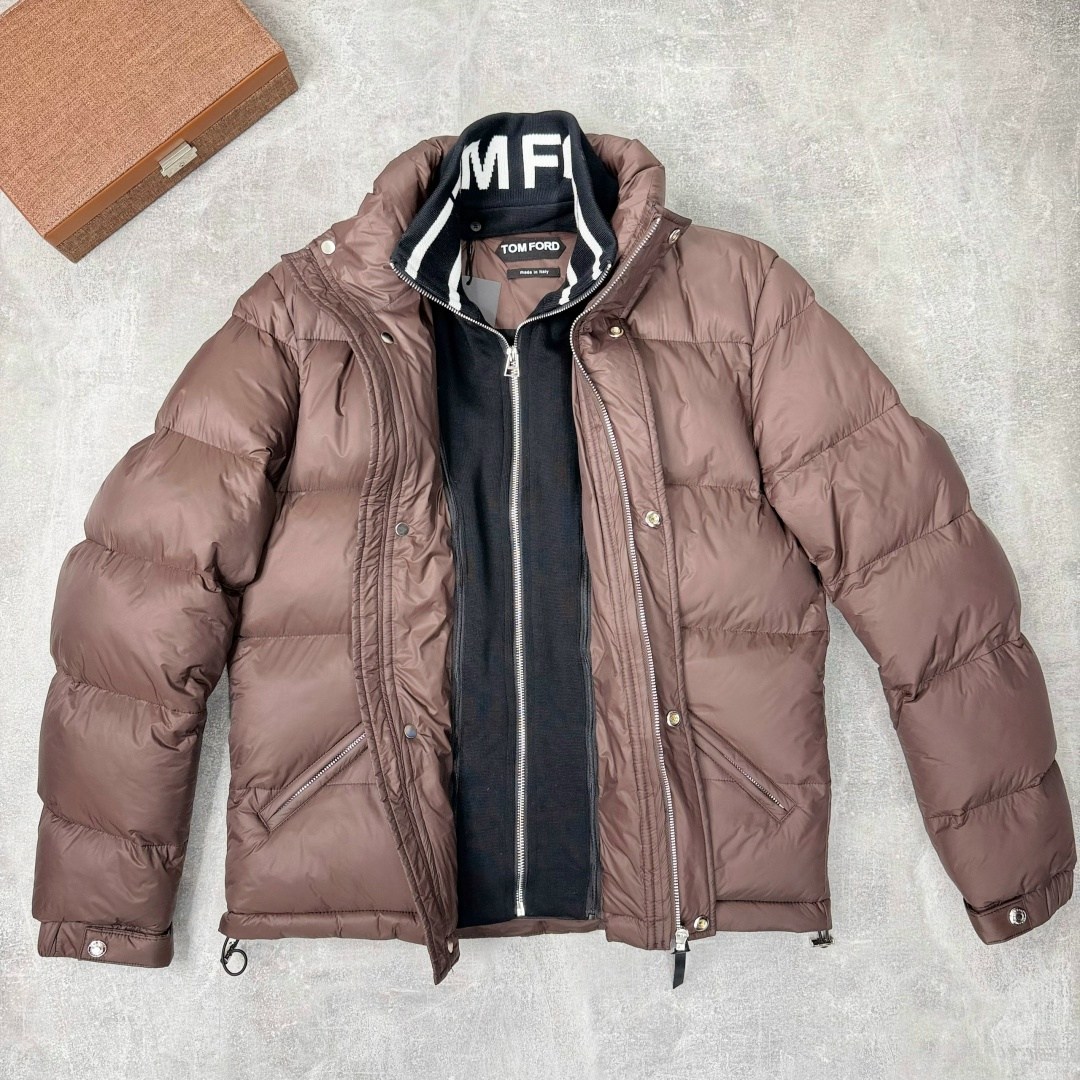 пуховик мужской tom ford,стильные пуховики,куртка tom ford prestige wear,куртка зимняя tom ford мужская коричневая,стильная мужская куртка