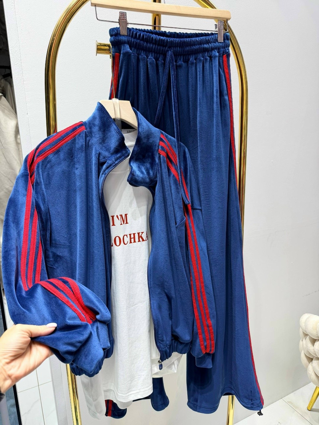 спортивные брюки firebird красного цвета adidas originals,спортивный костюм трикотажные штаны унисекс алый adidas originals,спортивные штаны adidas originals красный,красные спортивные брюки adidas or