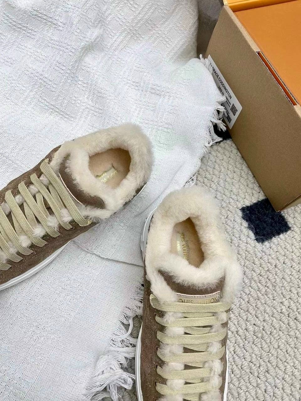 ,кроссовки женские louis vuitton,кеды louis vuitton,кеды луи виттон,кроссовки louis vuitton