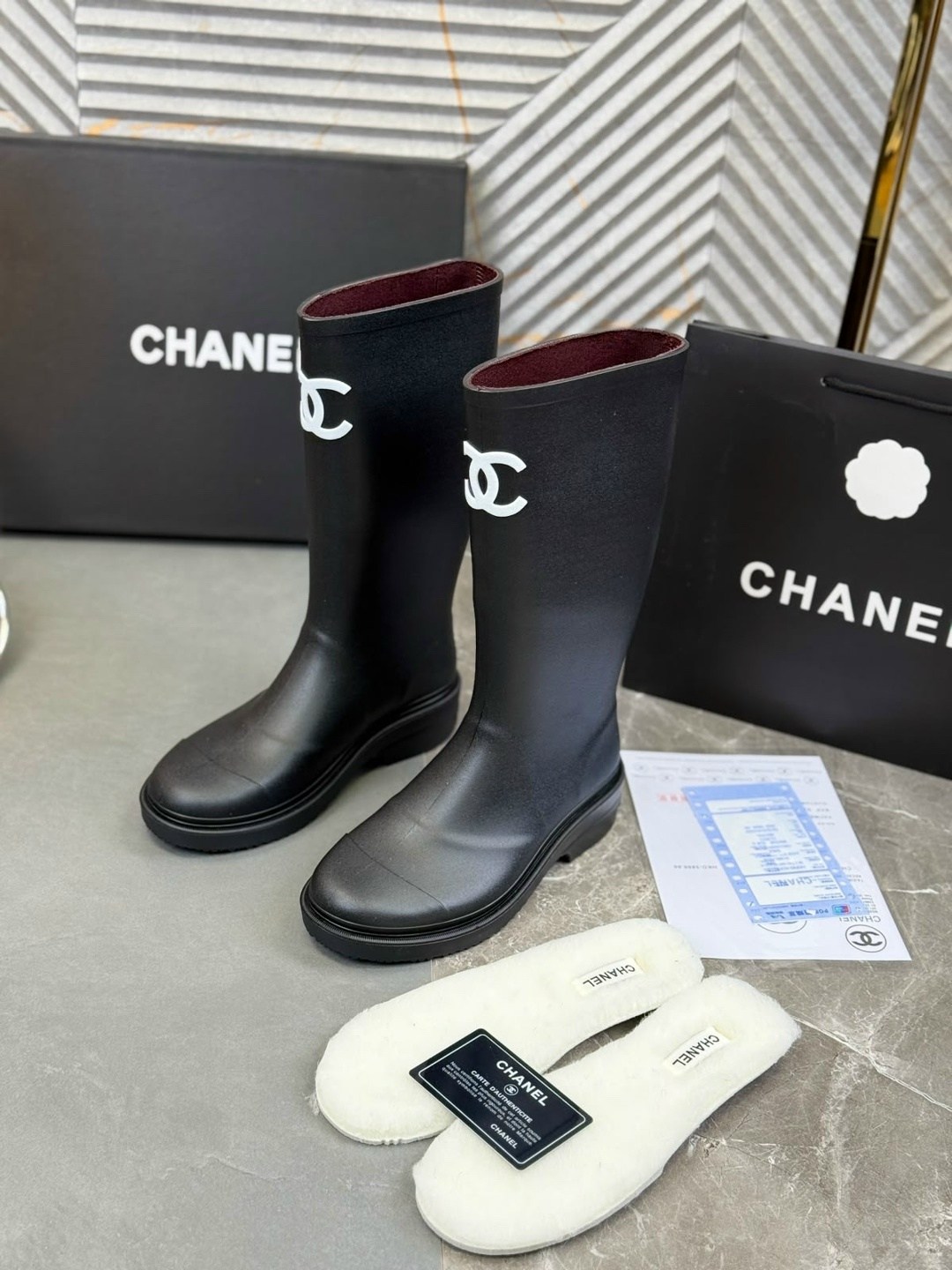 сапоги chanel,резиновые сапоги chanel,chanel черные резиновые сапоги для женщин,женские резиновые сапоги chanel,chanel черные резиновые сапоги