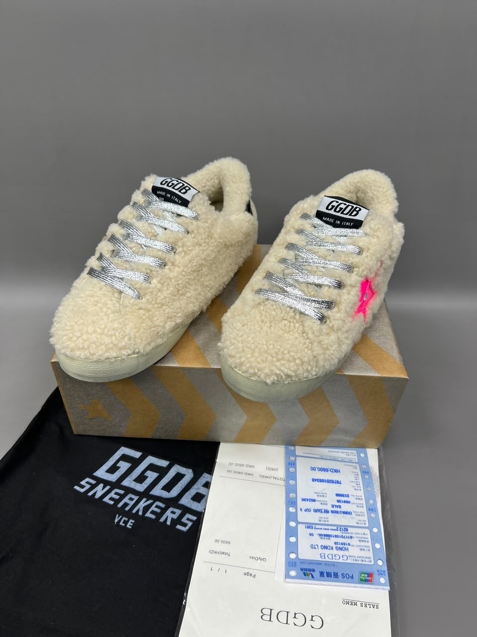 ,кеды с мехом,golden goose кроссовки,кеды golden goose,женские зимние кеды golden goose 2026-2026 бежевые с розовой звездой