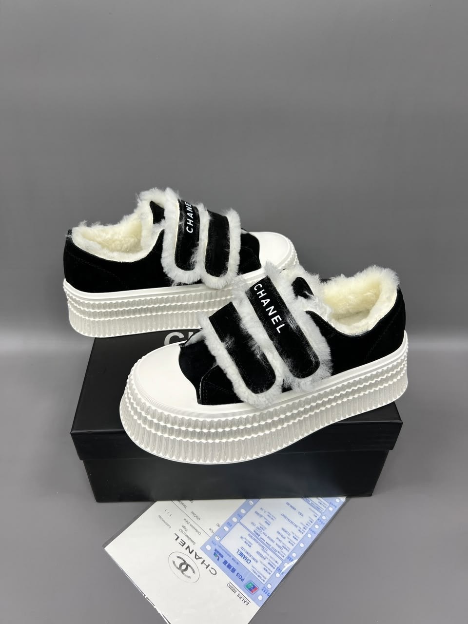 кроссовки chanel,кеды chanel,брендовые кеды ugg на толстой подошве с мехом,женские кроссовки chanel,кеды меховые женские
