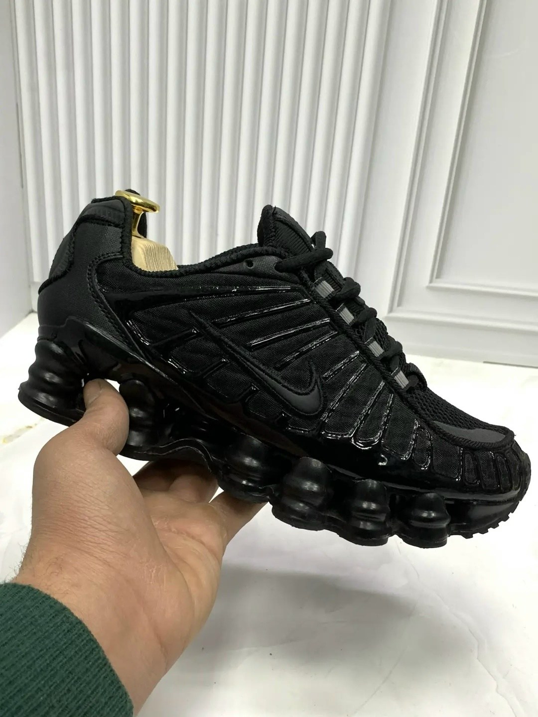 кроссовки nike shox tl,nike shox tl "white metallic silver" кроссовки,nike shox tl white metallic silver,nike shox tl white,кроссовки nike shox