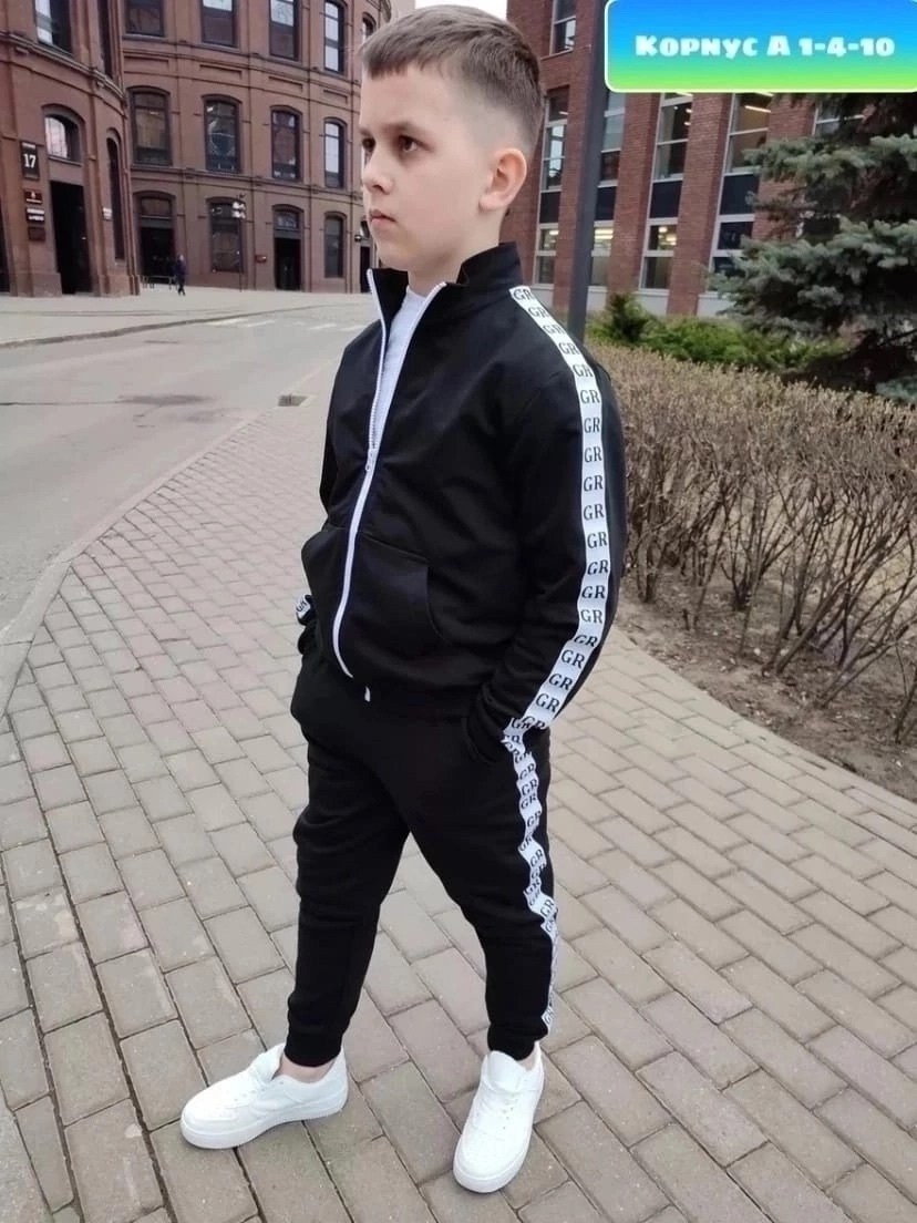 спортивный костюм для мальчика,в спортивном костюме,детский спортивный костюм для мальчика,костюм спортивный подростковый,спортивный костюм спортивные костюмы