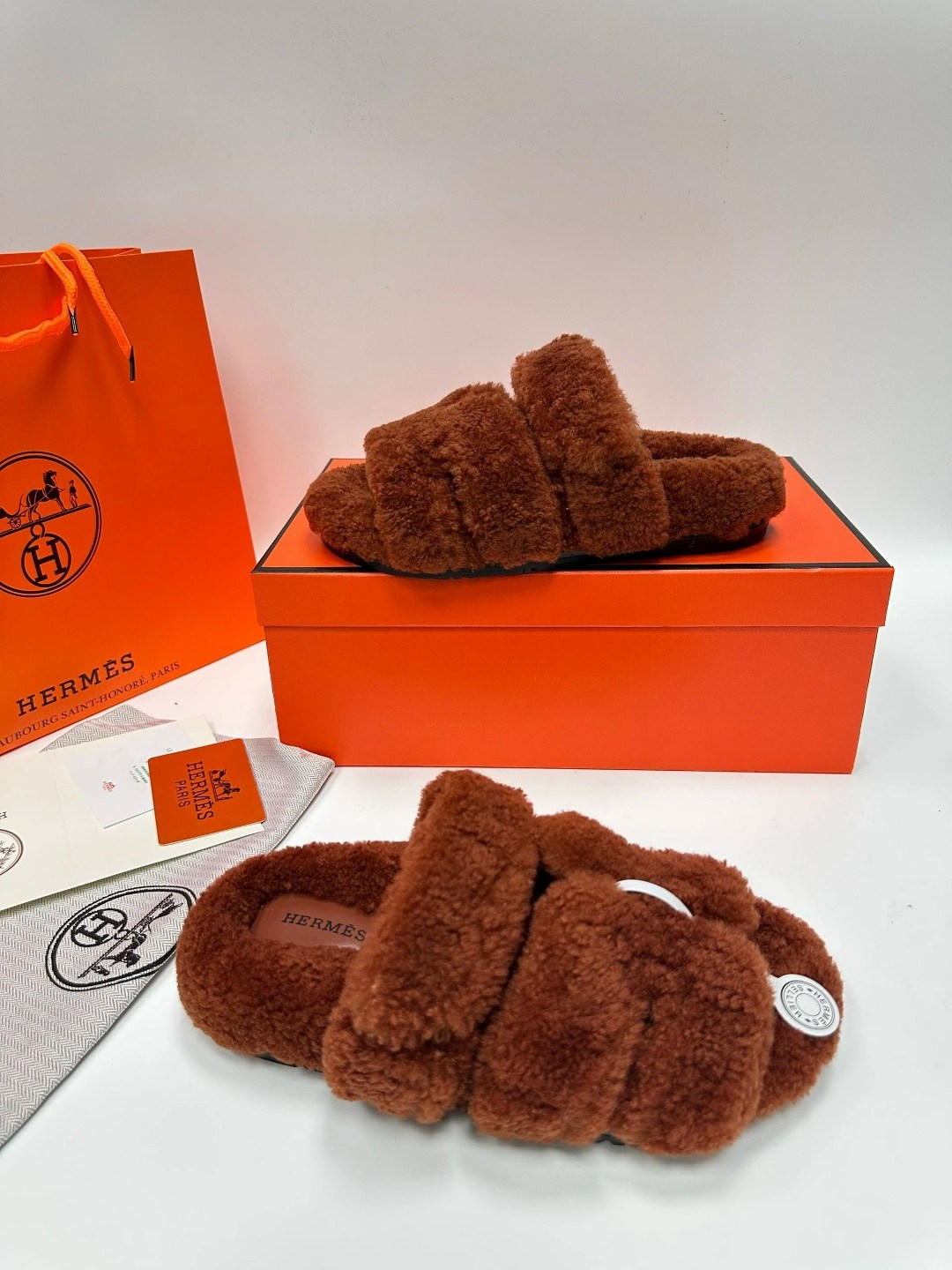 тапочки хермес меховые,тапочки hermes,меховые тапочки,тапки hermes женские,тапочки женские