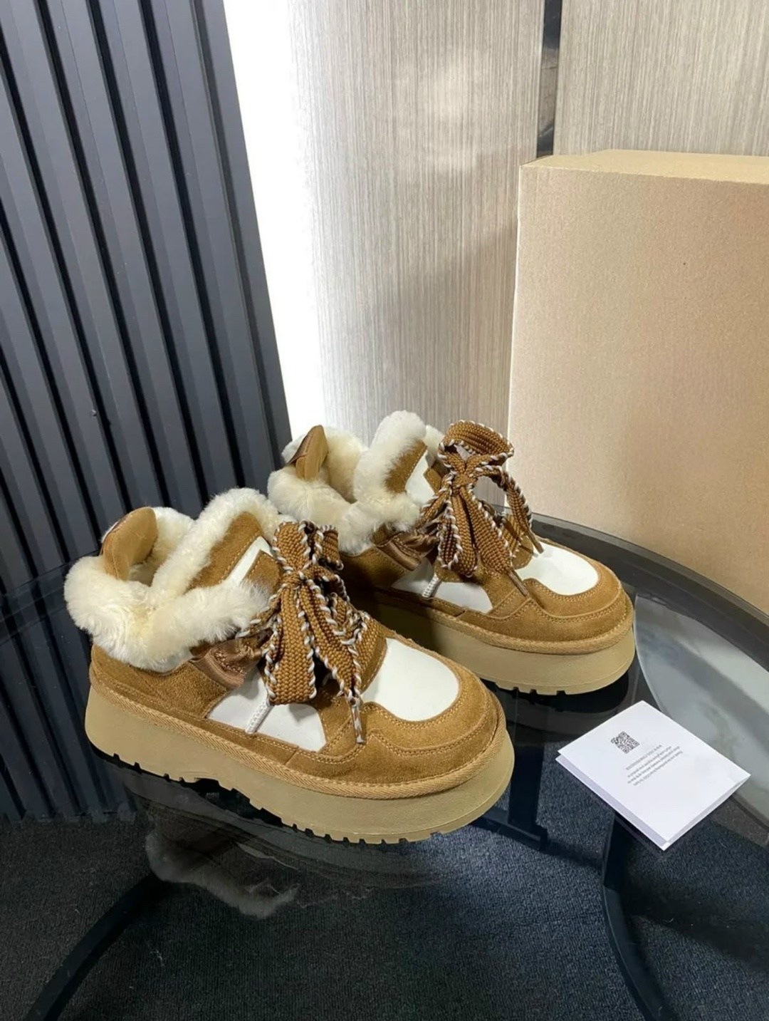 ,женские угги,зимние ботинки,женская ,ugg кроссовки