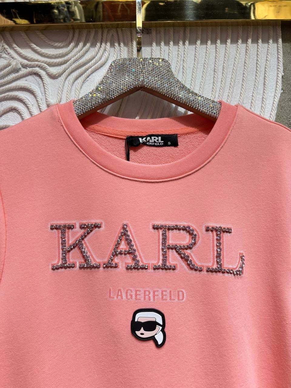 свитшот женский karl lagerfeld,karl lagerfeld свитшот,свитшот женская,толстовка karl lagerfeld,розовый свитшот