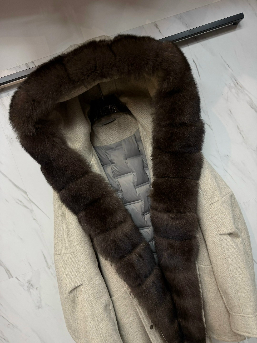 кашемировое пальто loro piana,парка с мехом,пальто кашемировое с мехом,кашемировое пальто с мехом песца,пуховики с мехом