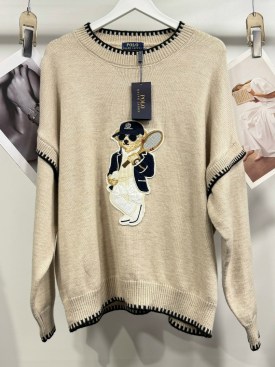 Свитер