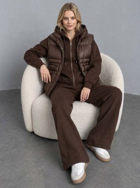 Костюм