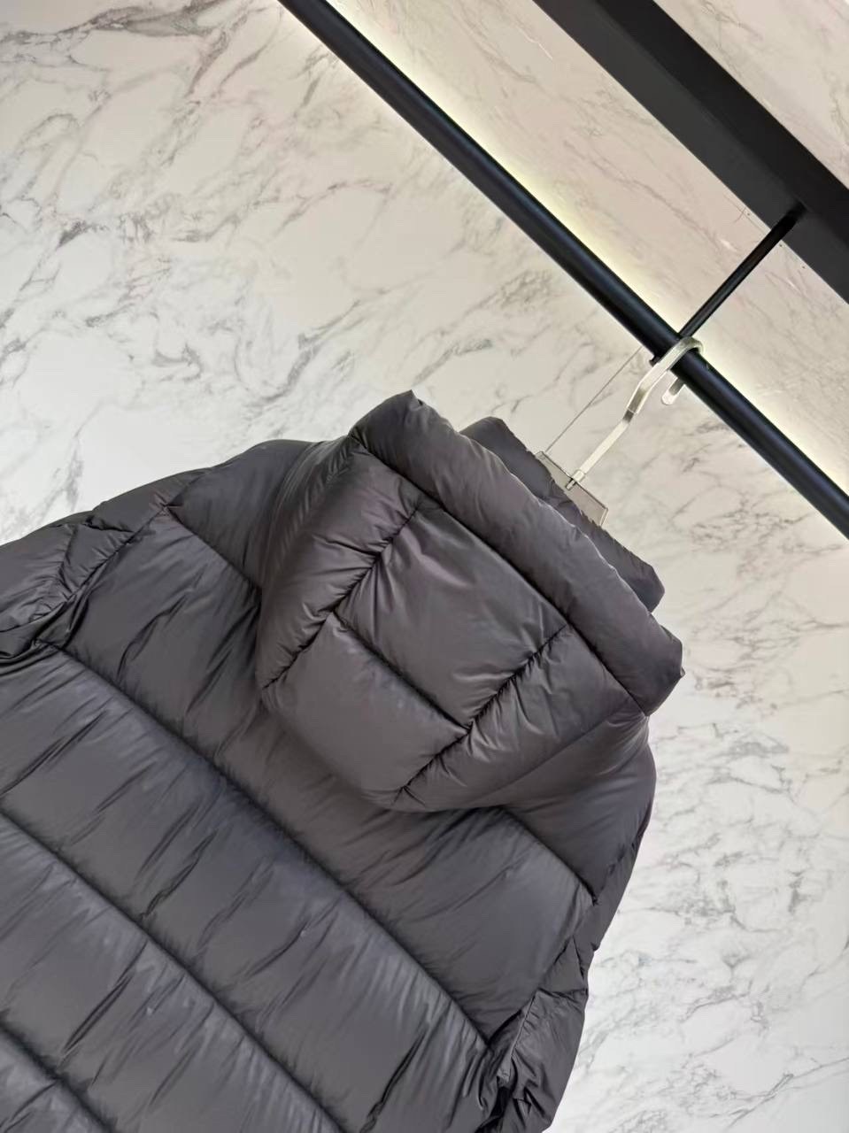 мужской пуховик burberry,пуховик burberry,пуховик мужской moncler,пуховик moncler,пуховики мужские